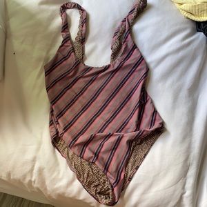 Acacia one piece